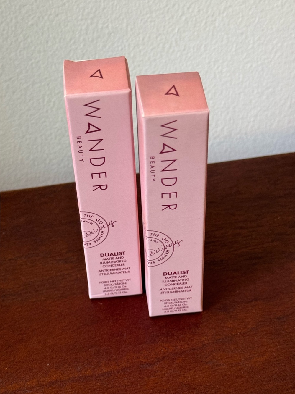 Bundle of 4 Wander Beauty Dualist  Stick (2) PLUS Eyeshadow stick (2) NIB!